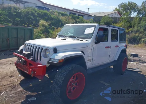 2018 Jeep Wrangler Unlimited Sahara 4X4 from USA, damaged, VIN 1C4HJXEG7JW174936